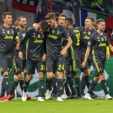 TRI ZA JEDNOG: Velika razmena Juventusa i Mančestera i to sve zbog NJEGA!