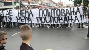 Tabloidni udar na albanske pekare uz prećutnu podršku vlasti