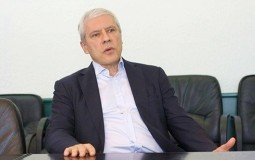 
					Tadić: Vučić da predoči dokaze da je prisluškivan, inače je to samo neverovatna optužba 
					
									