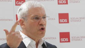Tadić: Vučićev poziv je politička prevara