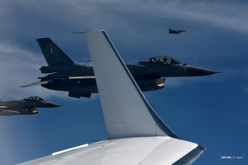 Tajfun i F-16 iznad Golubovaca: Pokaznom vežbom NATO započeo patroliranje vazdušnim prostorom Crne Gore