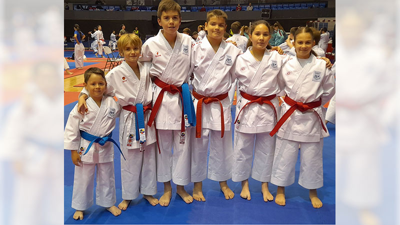 Takmičari Karate kluba Bor osvojili pet medalja na „Roda kupu“ u Beogradu