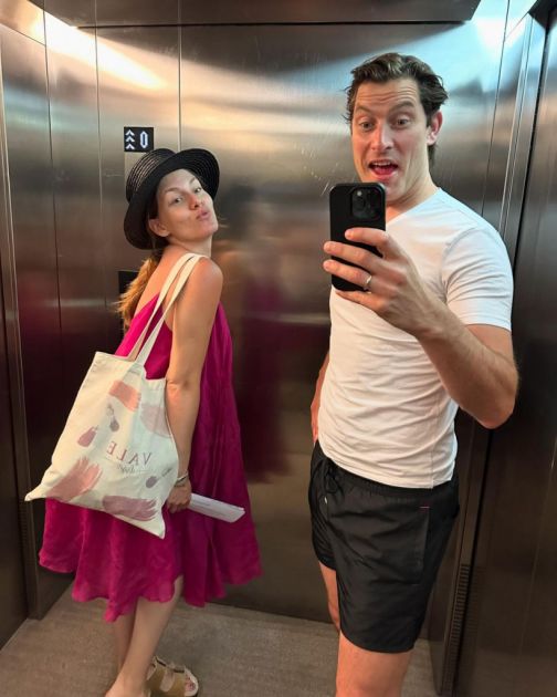 Tamara Dragičević sa mužem i decom na odmoru: Staša i Lazar su preslatki, ali maleni Boris je neodoljiv FOTO