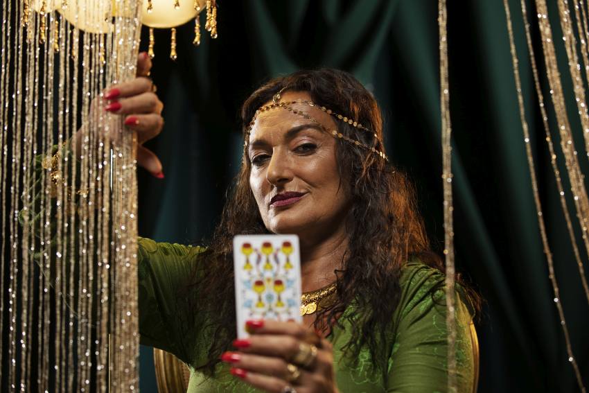Tarot horoskop za jul 2025: Bik širi svoj uticaj, Raku stiže novčana inekcija, Vaga se rešava emotivnog tereta i stega