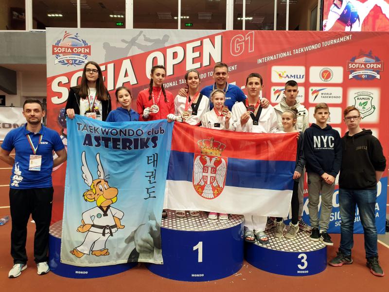 Tekvondoisti Asteriksa drugi na turniru u Sofiji: Najvredniji trofej kluba