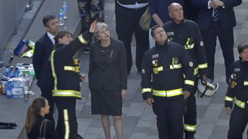Tereza Mej naložila istragu o požaru u Londonu 