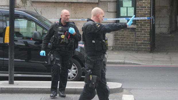 Troje ljudi izbodeno u Londonu, sumnja se na terorizam