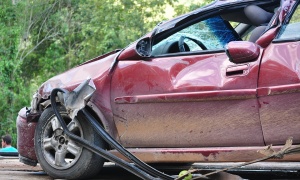 Teška sabraćajna nesreća na autoputu u Austriji, jedna osoba poginula, više povređenih