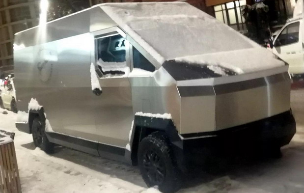 Tesla Cybertruck dobio rođaka iz Rusije