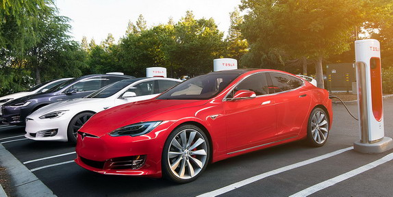 Tesla Motors uvodi zaštitu od toplotnog udara u automobilu