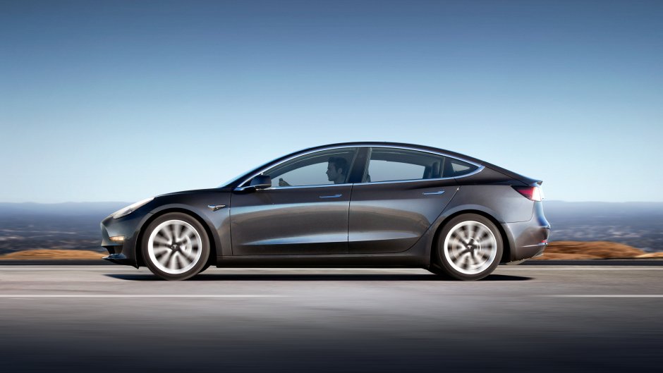 Tesla model 3 ima ozbiljne mane