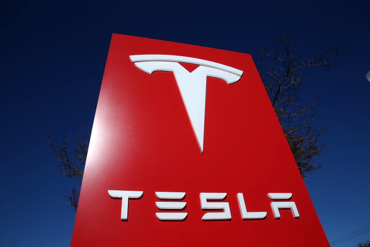 Tesla otpušta 200 radnika