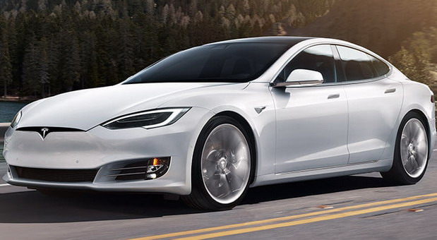 Tesla plaća 1,5 miliona dolara zbog manjeg kapaciteta baterije