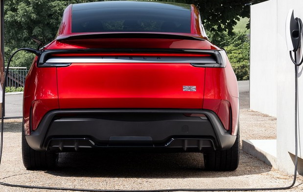 Tesla povećala isporuke vozila u trećem kvartalu, Rivian smanjio godišnji cilj