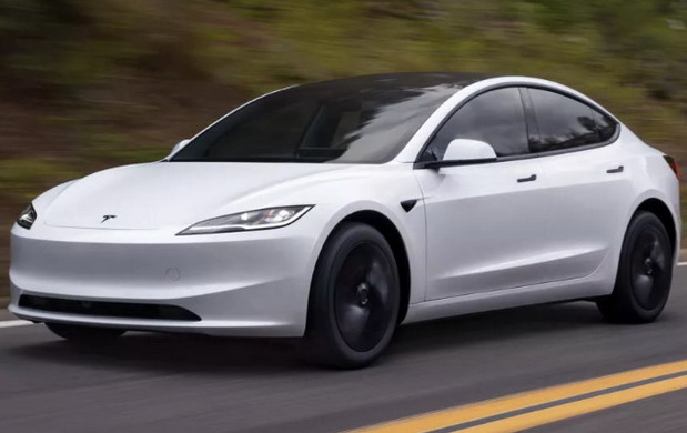 Tesla povlači 13.000 električnih vozila Model Y i Model 3