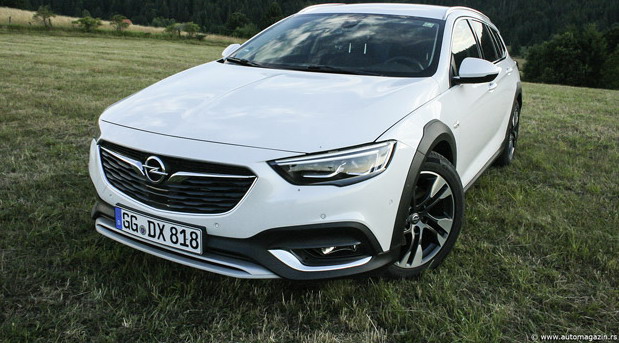 Test: Opel Insignia Country Tourer 2.0 CDTI 8A 4x4