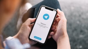 „To često rade iz čiste zabave“: Telegram grupe uništavaju živote žena, a tužilaštvo „nema kapaciteta“