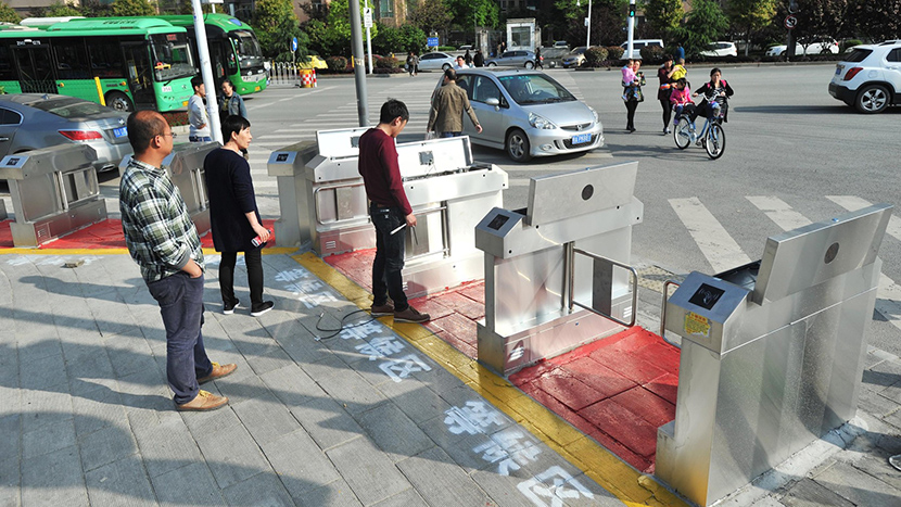 To je red: Ako u Kini pređete na pešački kroz crveno, teško vama (FOTO)