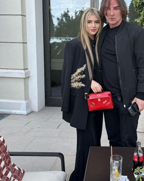Toaleta dostojna crvenog tepiha: Ćerka Željka Mitrovića blista u Kanu FOTO