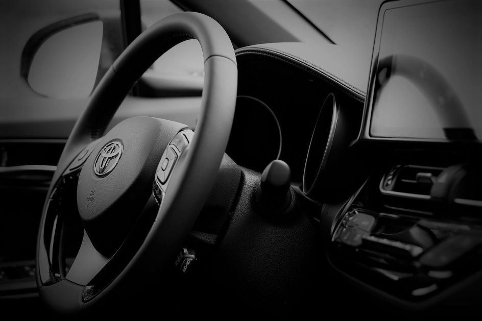 “Tojota” povlači 280.000 automobila zbog softvera