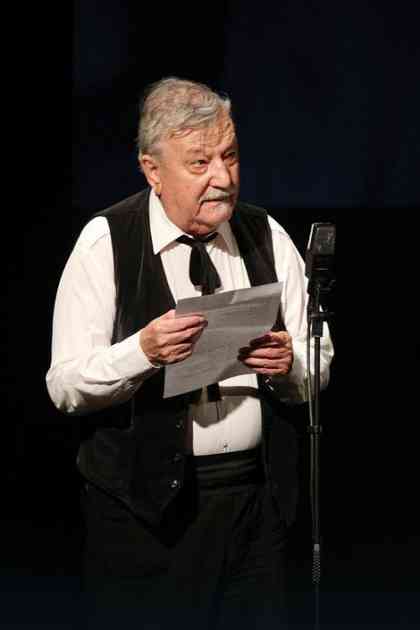 Toma Kuruzović bio je dobar čovek, glumac i sjajan pisac čija se pesma nalazi na spomen-ploči Bati Živojinoviću