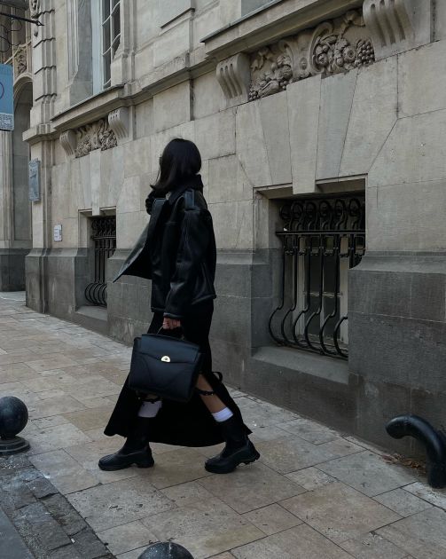 Total black outfit: Kako nositi crne kombinacije ove jeseni i zime