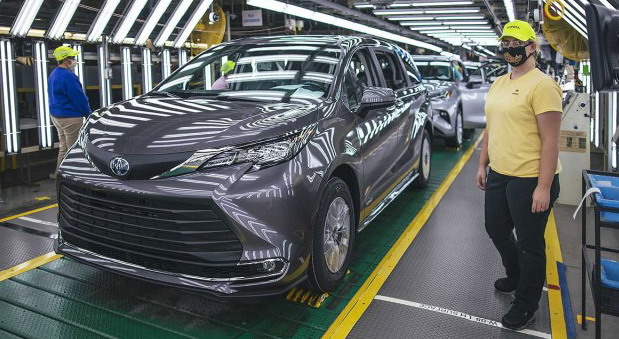 Toyota u martu postavila mesečni rekord globalne prodaje