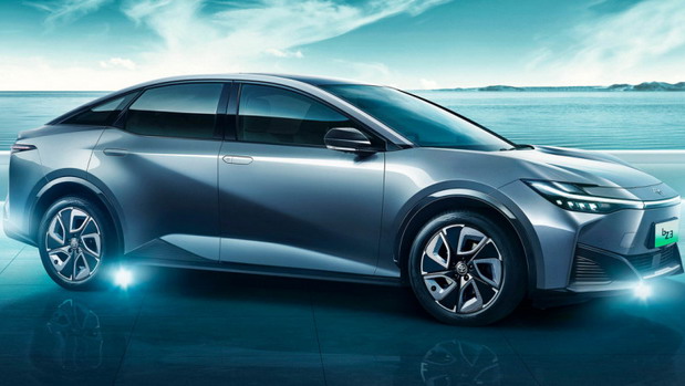 Toyota već prvog dana prodaje u Kini primila 5.000 narudžbina za električni bZ3