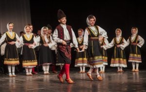 Tradicionalni dečiji koncert folklora SKC-a u kragujevačkom Knjaževsko-srpskom teatru