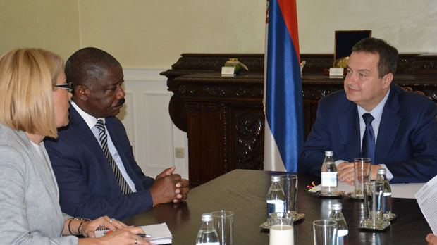 Dačić sa ambasadorom Angole i konzulkom Srbije u Boliviji
