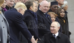 Tramp i Putin se pozdravili na komemoraciji u Parizu