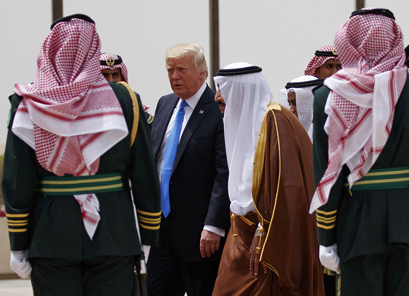 Tramp potpisao sa Arapima niz sporazuma vrednih više od 380 milijardi dolara