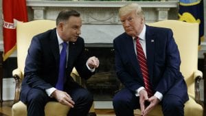 Tramp razmatra premeštanje dodatnih 2.000 vojnika u Poljsku