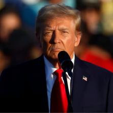 Tramp rešio da demolira pravosuđe u Americi: Sudovi su nesposobni da se nose sa ozbiljnim problemima