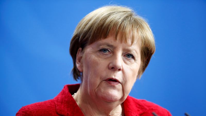 Tramp se divi Angeli Merkel kao velikom svetskom lideru