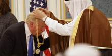 Tramp u S. Arabiji, prodaje oružje vredno 110 milijardi dolara
