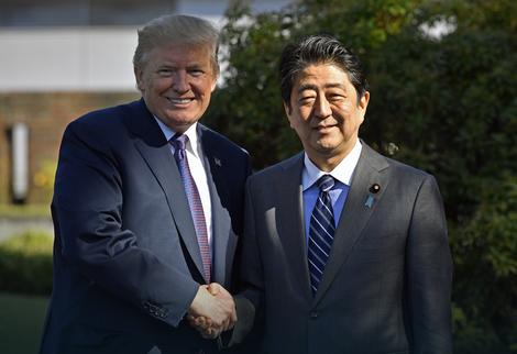 Tramp večerao s Abeom: Mi se volimo i naše zemlje se vole