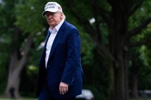 Tramp želi da zabrani putovanje u Ameriku za državljane još 36 zemalja