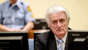 Traže izuzeće sudije na  suđenju Karadžiću