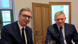 “Traže li Vučić i Fico izgovor za neodlazak u Rusiju”: Hrvatski Index piše i da je slovački premijer „naglo“ otkazao javne nastupe moguće zbog zdravlja