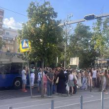 Trenutno stanje na ulicama Beograda: Blokade i šetnje blokadera parališu grad - Građani nemoćni da prođu