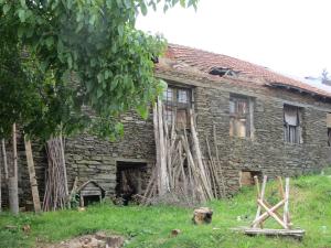 Tri kuće za interno raseljene porodice u Kuršumliji
