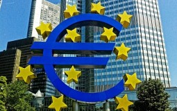 
					Tri trenda koja će i 2017. mučiti zonu evra 
					
									