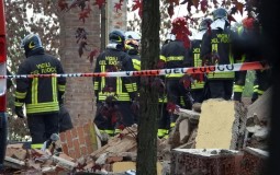 
					Tri vatrogasca poginula u eksploziji 
					
									