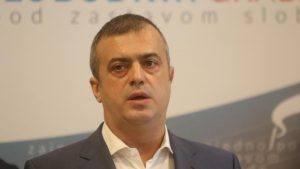 Trifunović: Vučić pravi sebi opoziciju, sledeći parlament kao Mikijeva radionica