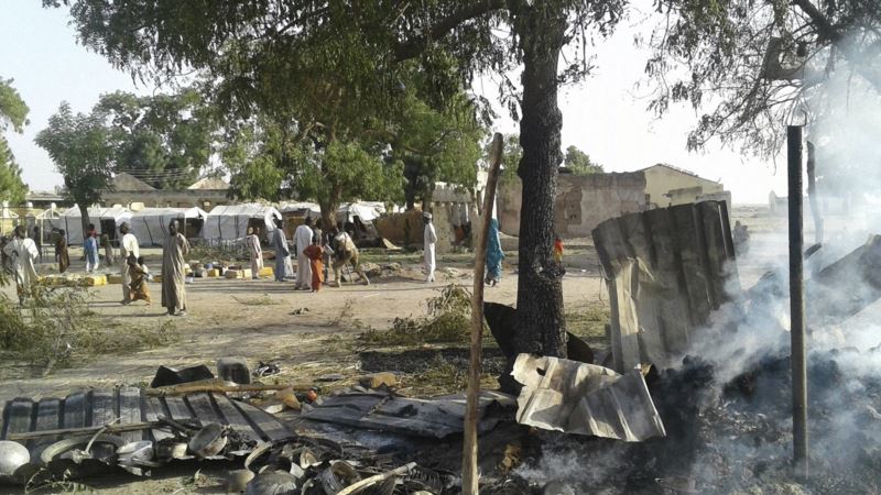 Trinaestoro mrtvih u bombaškom napadu u Kamerunu