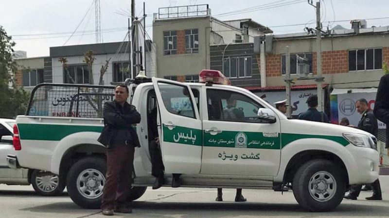 Najmanje dva policajca stradala u samoubilačkom napadu u Iranu 
