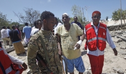 Troje poginulo u eksploziji automobila bombe u Mogadišu (VIDEO)