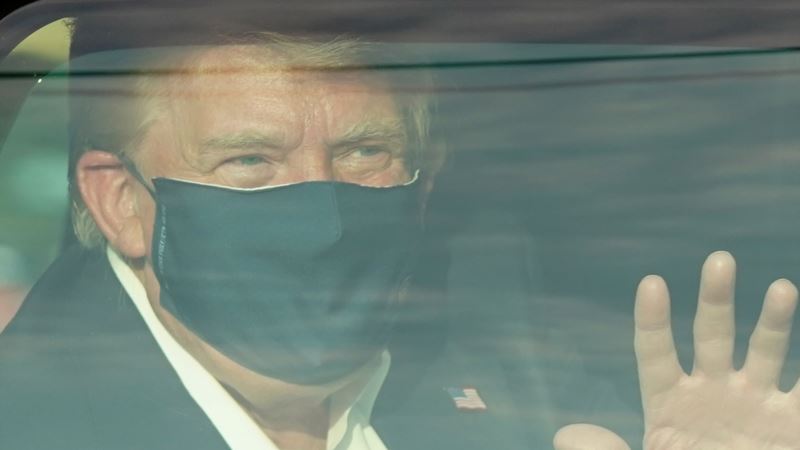 Trump napustio bolnicu, najavljuje skori povratak kampanji