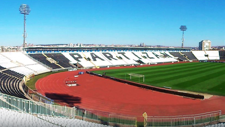 Tuča ispred stadiona Partizana, tri osobe povređene
